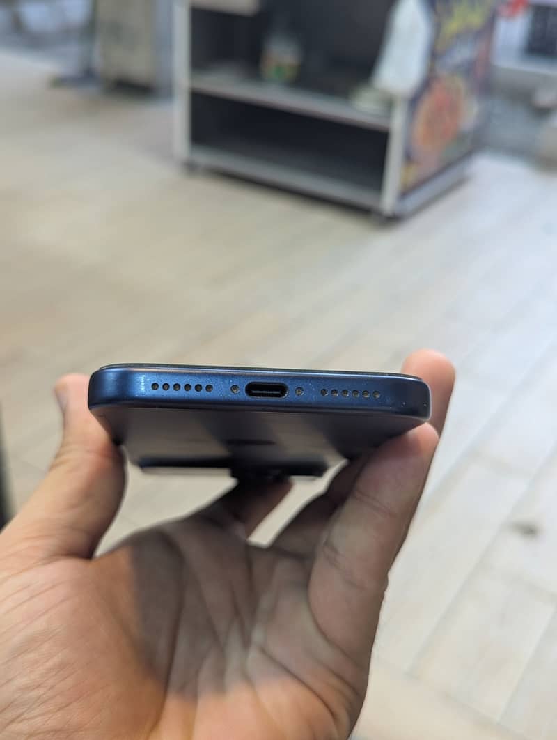 Apple iPhone 17 Pro Max 5
