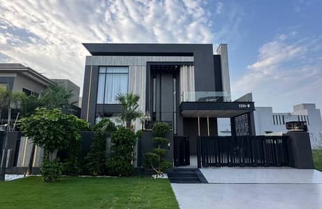 **Original 1 Kanal Fully Furnished Near Raya for Sale in DHA Phase 7**