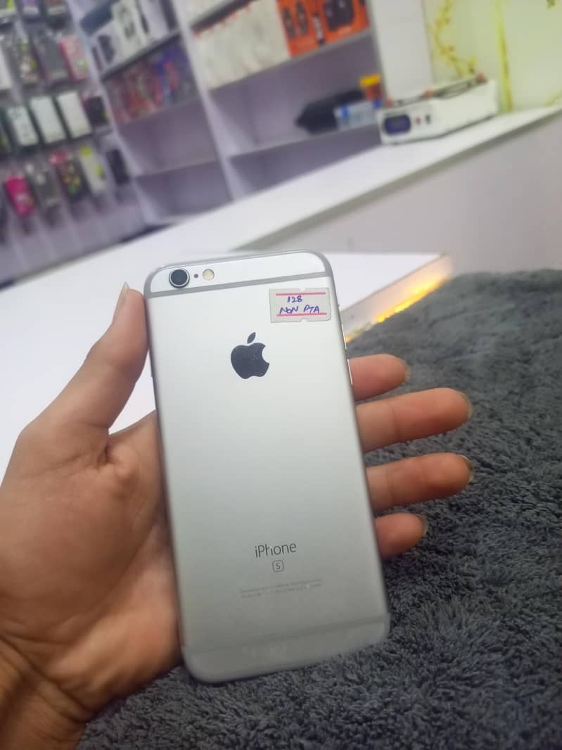 Apple iPhone 6S 2