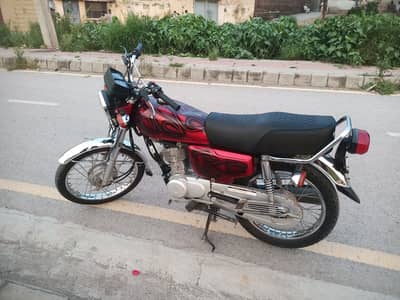 Honda CG 125 2025