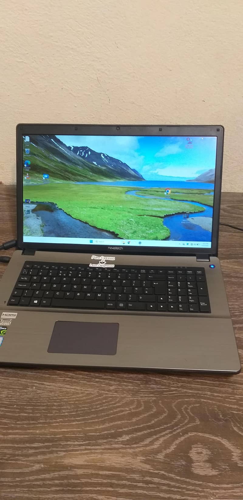 Novatech workstation 1