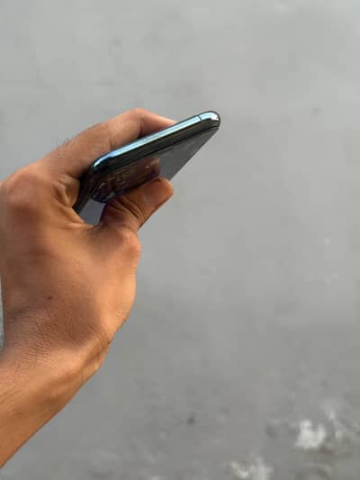 Apple iPhone 11 Pro