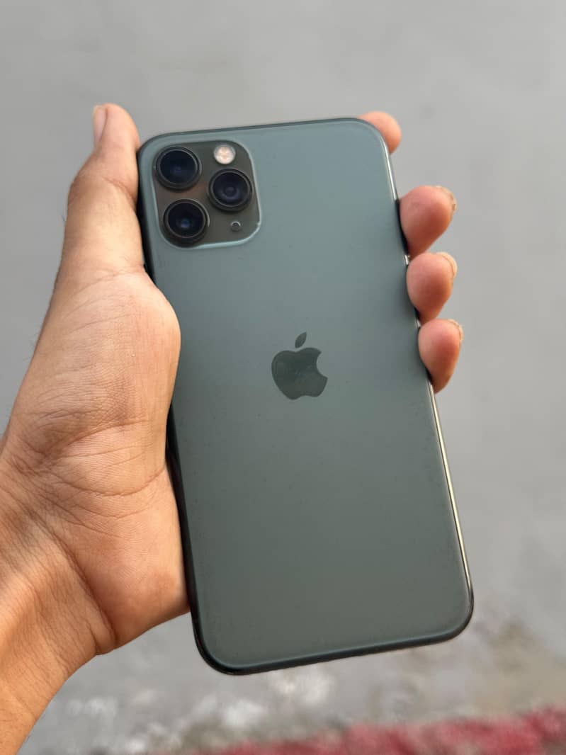 Apple iPhone 11 Pro 3