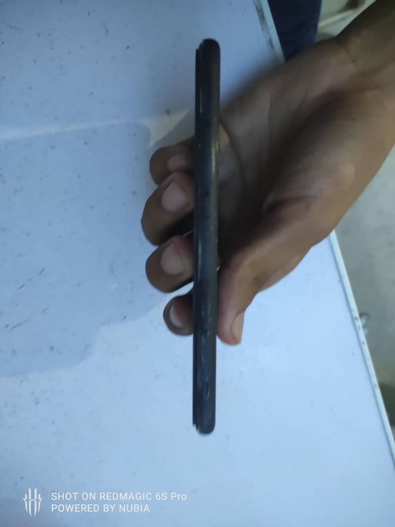 Apple iPhone SE 0