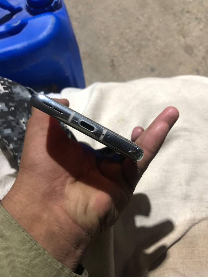 One Plus 9 Pro 1