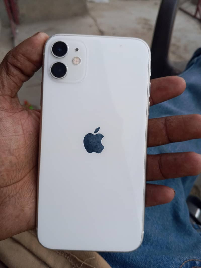 Apple iPhone 11 0