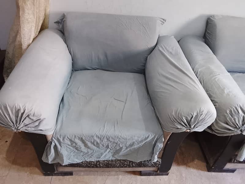 sofa set & Table 2