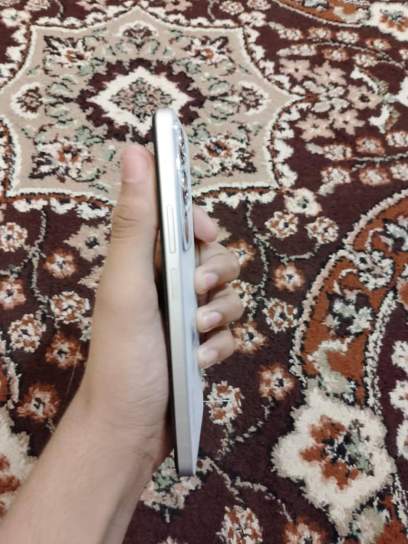 Realme C71 1