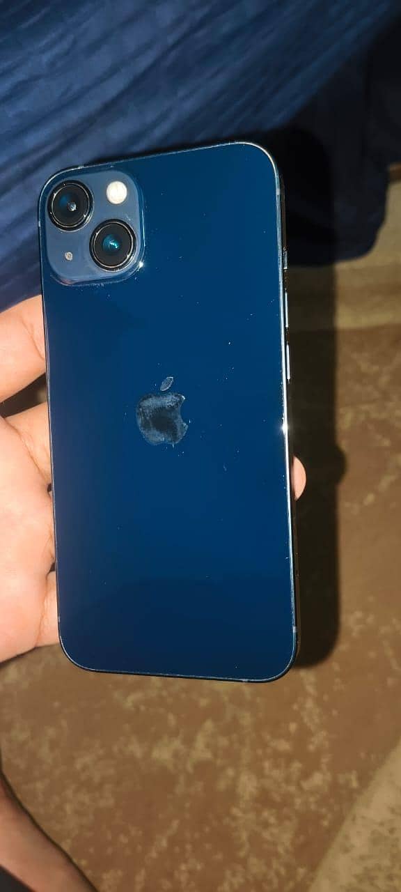 Apple iPhone 13 1