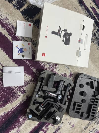 Zhiyun Weeble s (Very little Used)