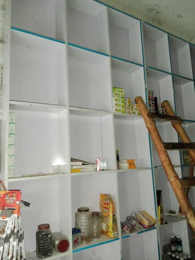 Use Shelves & Racks