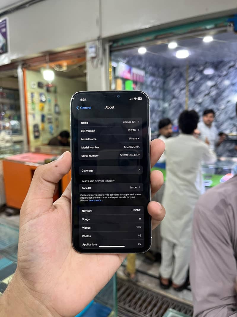 Apple iPhone X 5