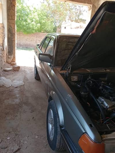 Nissan Sunny 1987