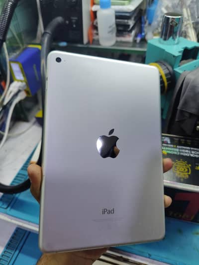 contact us only WhatsApp 03096335461