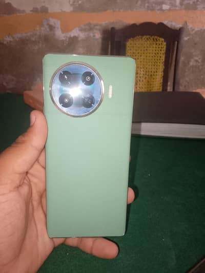 Tecno Spark 20 Pro Plus