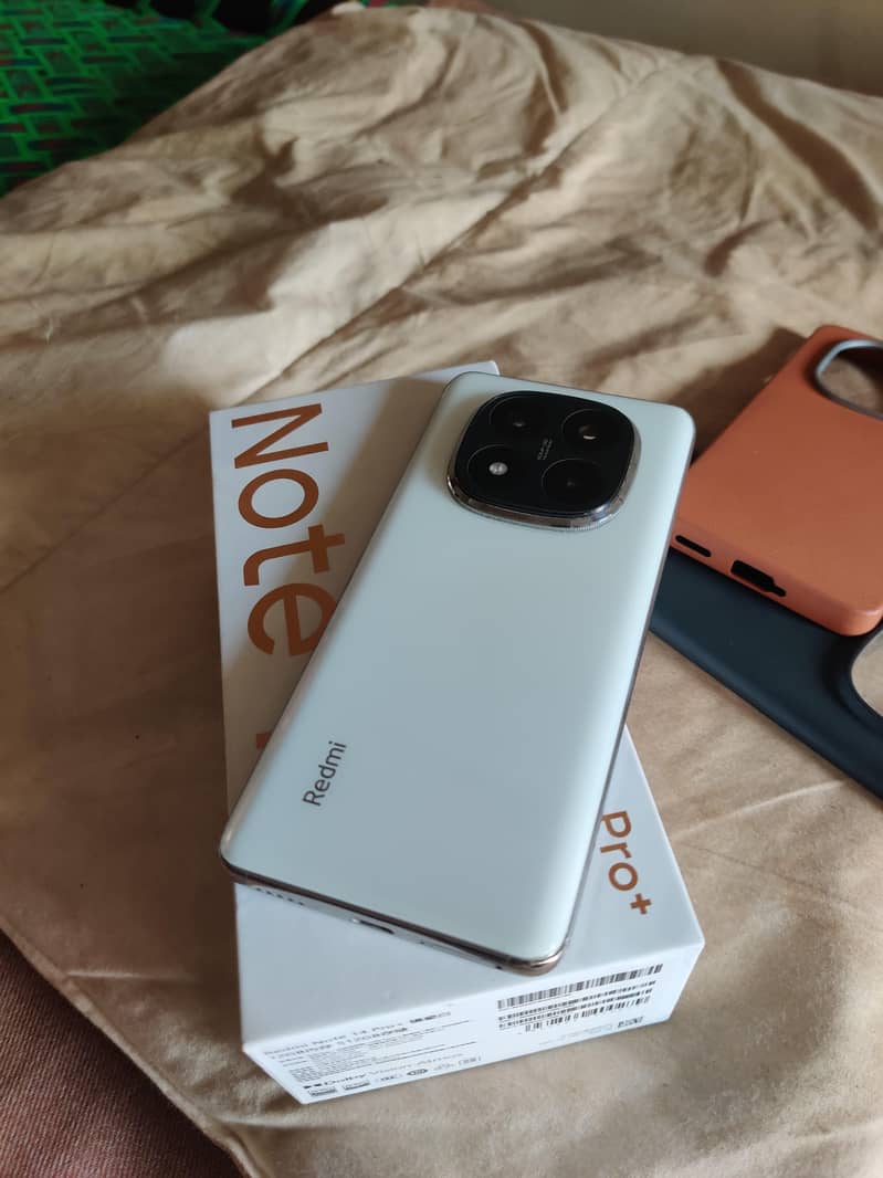 Xiaomi Redmi Note 14 Pro Plus 5