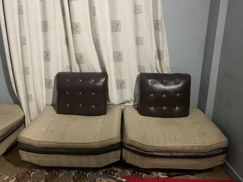 7 setar sofa 0