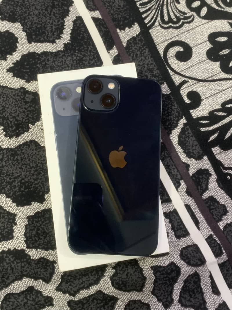 Apple iPhone 13 2