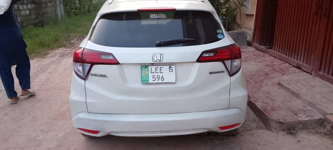 Honda Vezel 2016