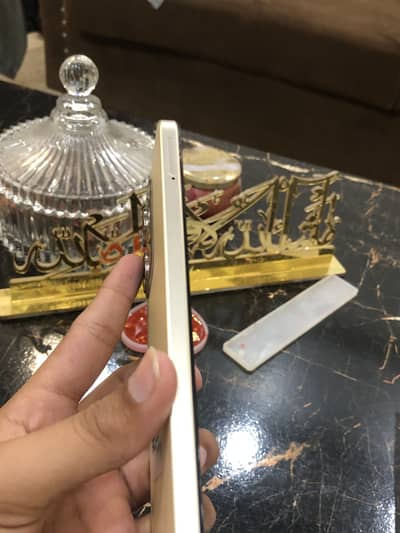 Realme note 70