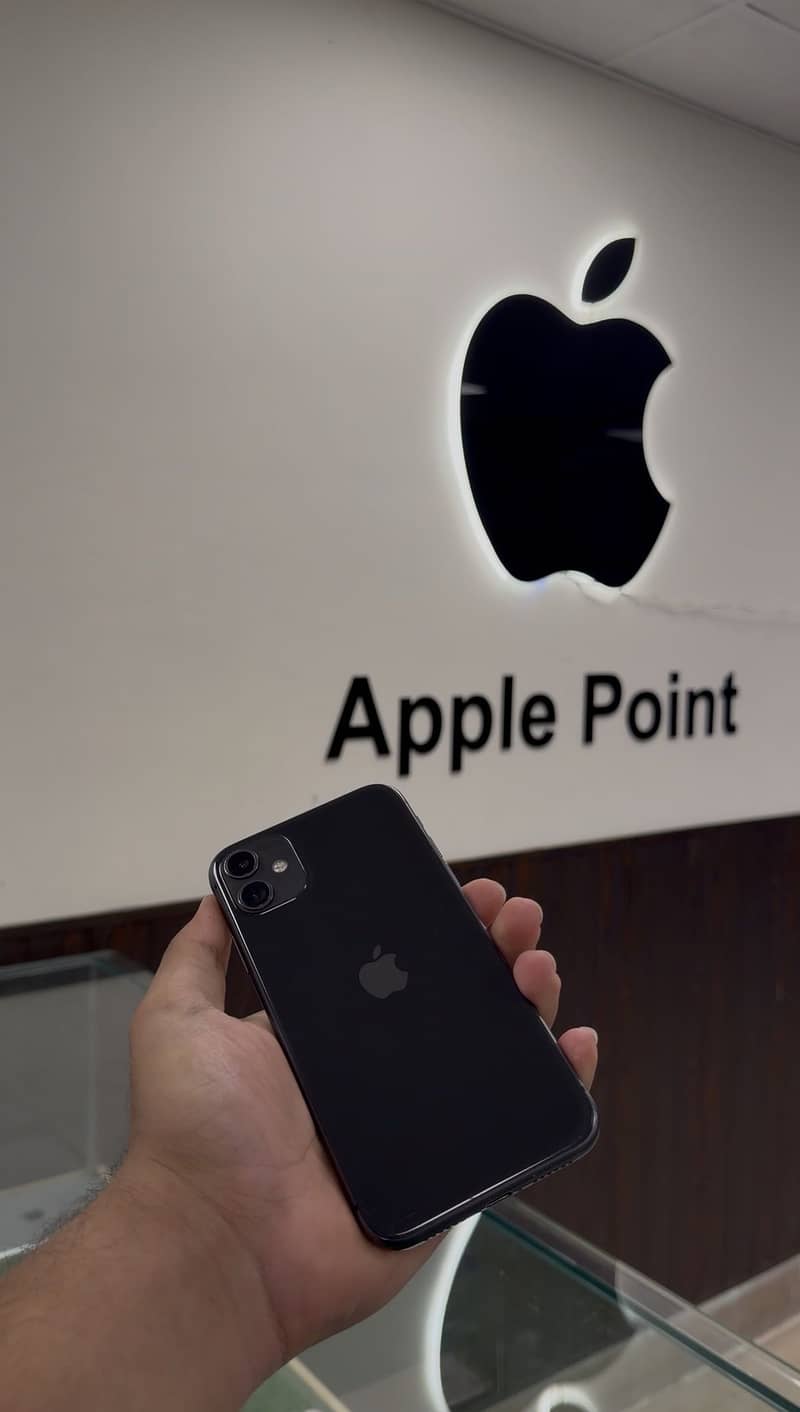Apple iPhone 11 0