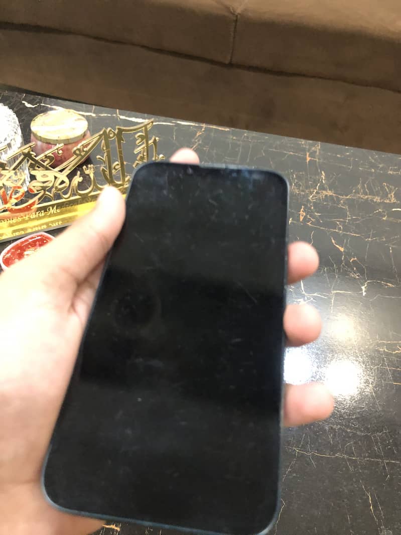 iPhone 14 4