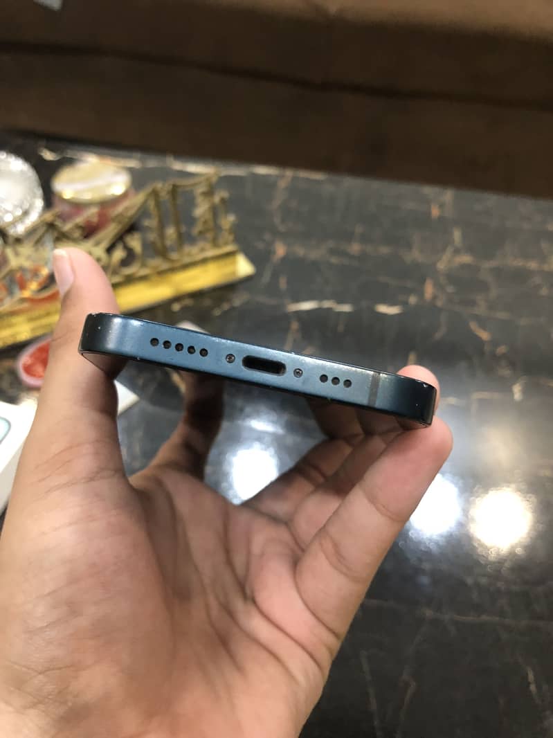 iPhone 14 5