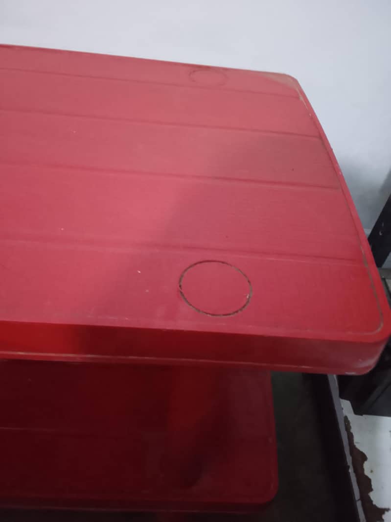 plastic dining Table 1