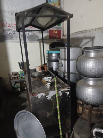 Burgar shawarma counter