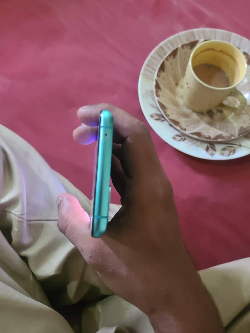 One Plus 8T 6