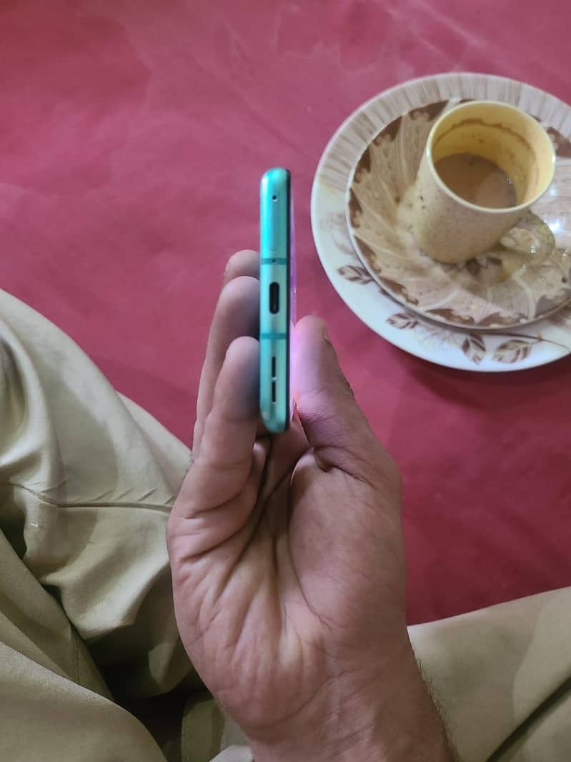 One Plus 8T 7