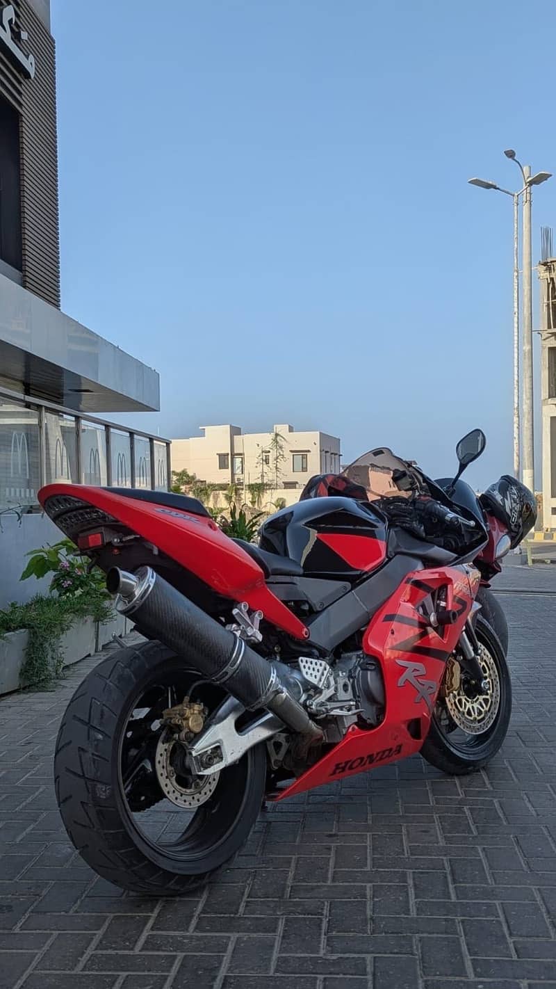 CBR 954rr 2002 1