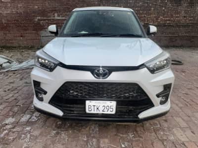 Toyota Raize z 2021 model 23 import