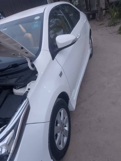 Toyota Corolla Altis 2015