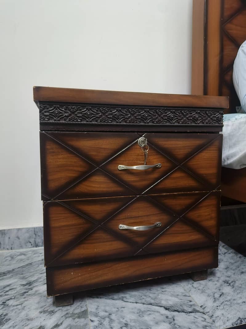 bed without mattress 1
