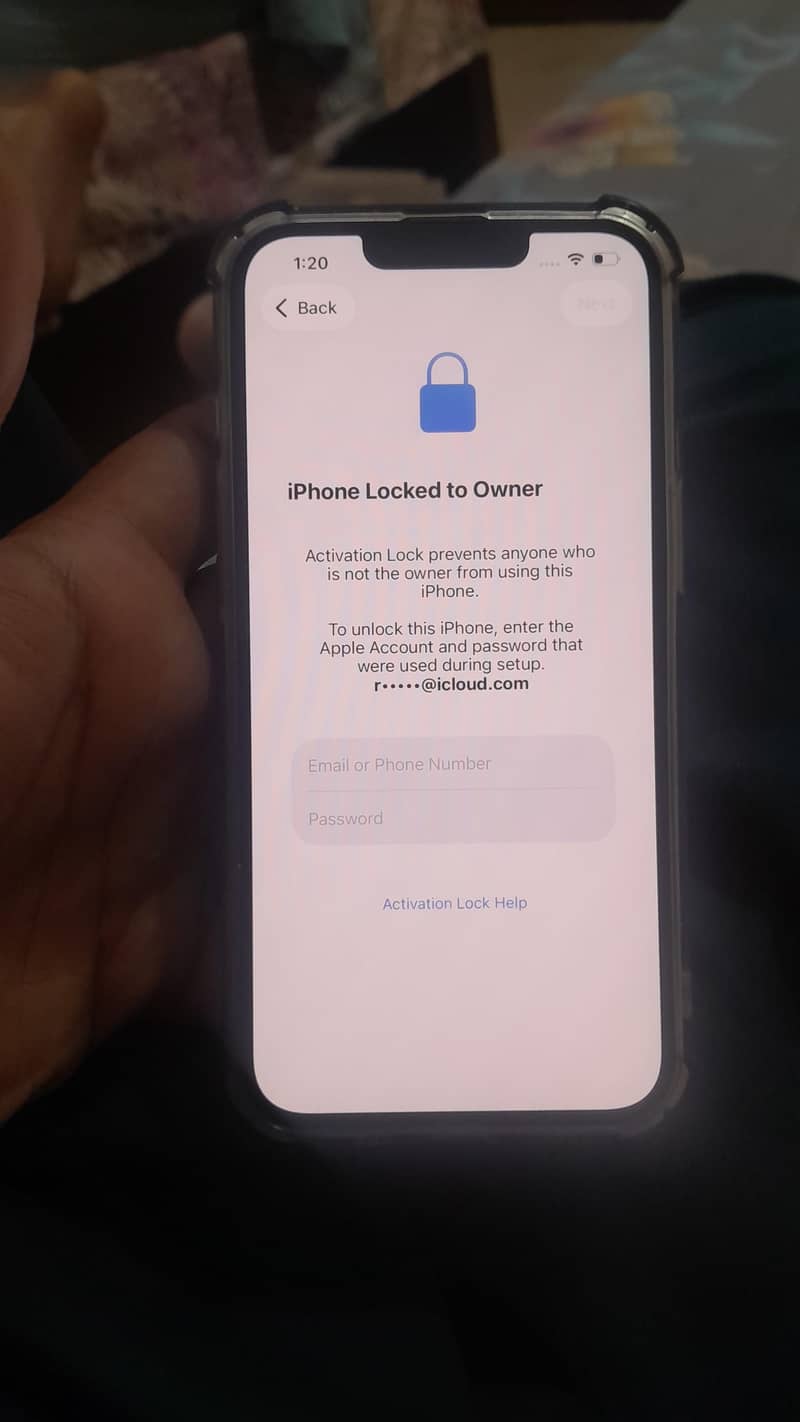 Apple iPhone 13 7