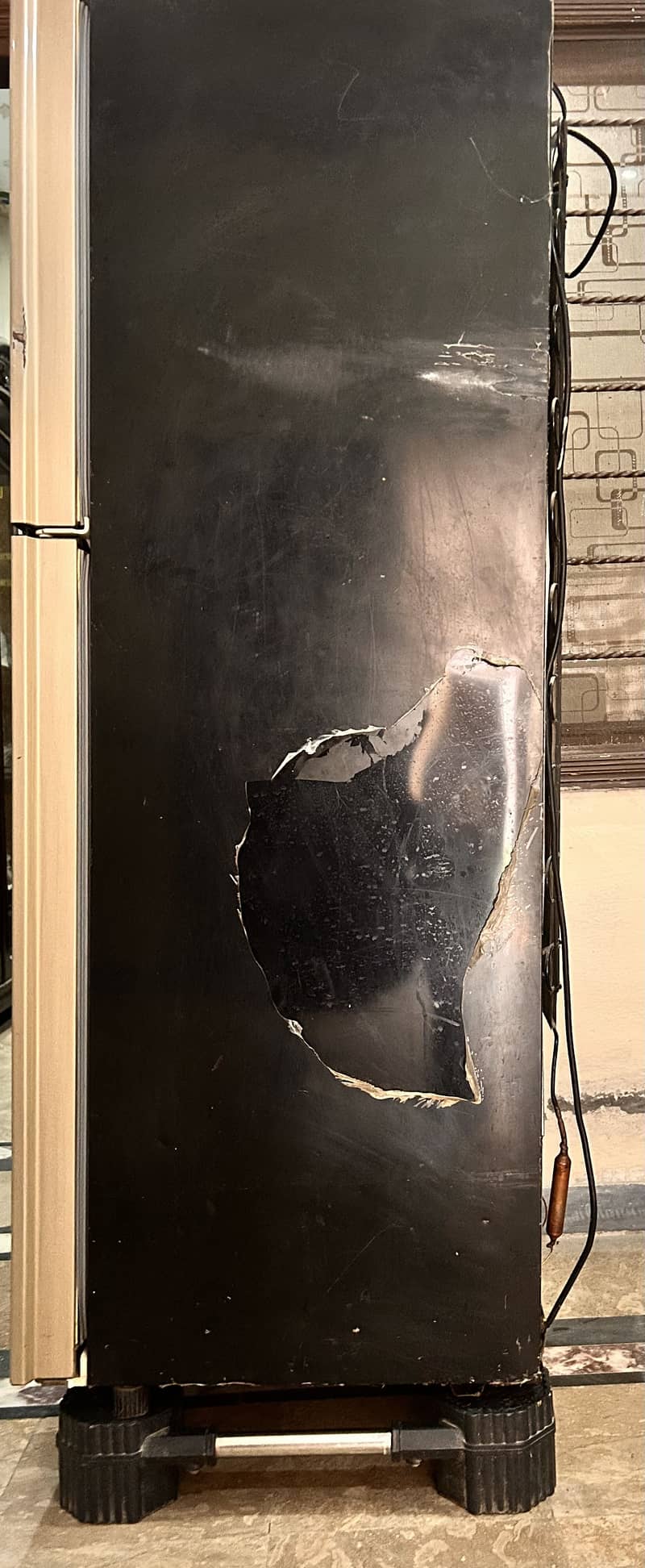 Orient size Medium Fridge 3