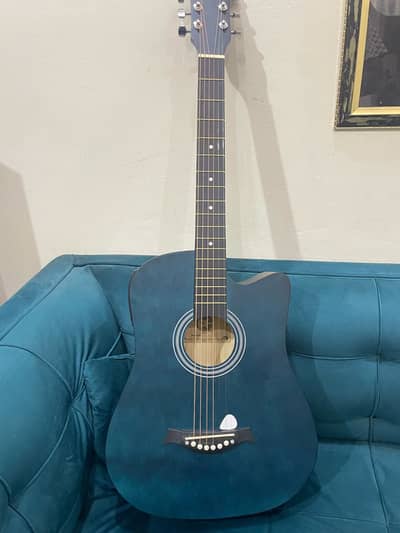 Semi acoustic guitar 10/9 condition