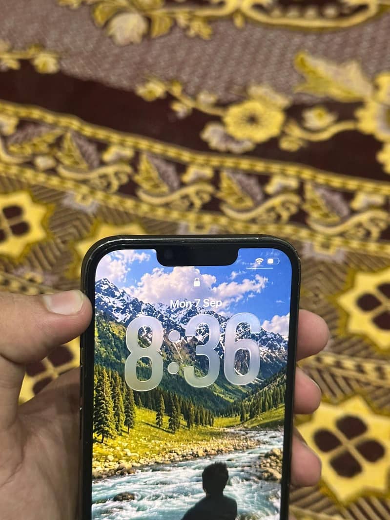 Apple iPhone 13 Pro 4