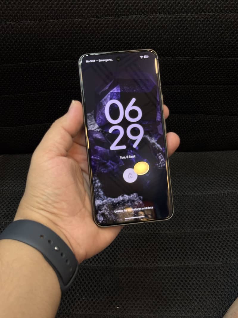 Google pixel 8 1