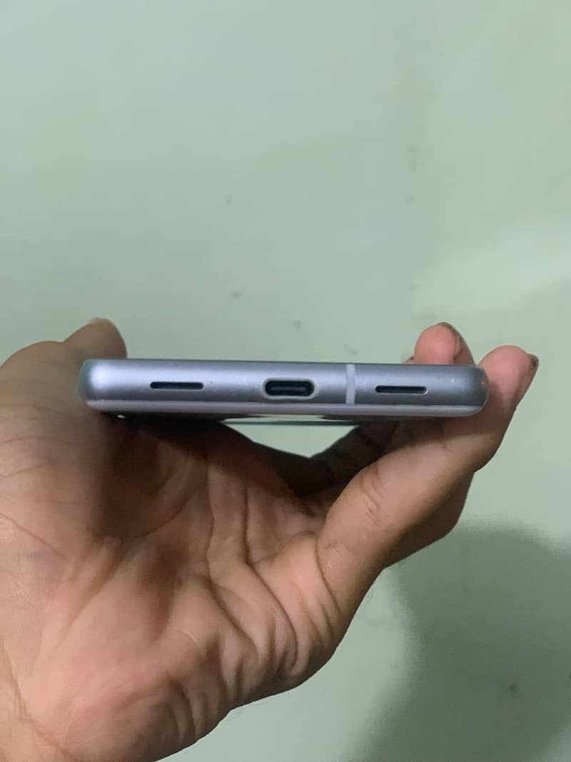 Google Pixel 7a 3