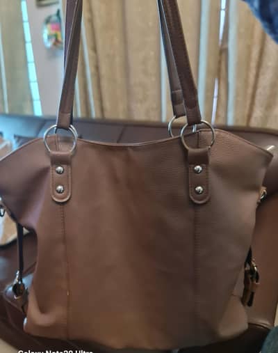 2 good condition ladies bags.