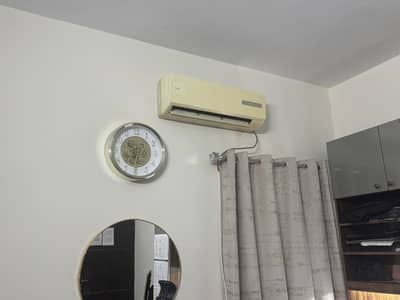 Haier 1 Ton AC