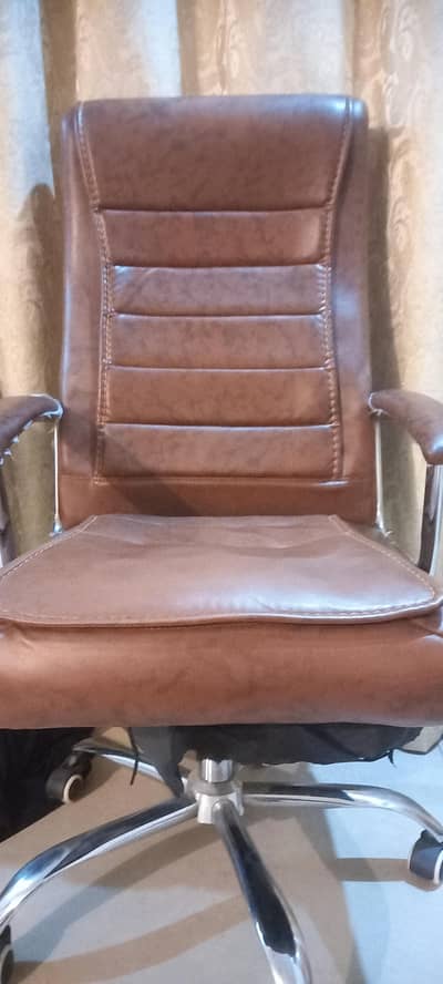 office boss chair large size