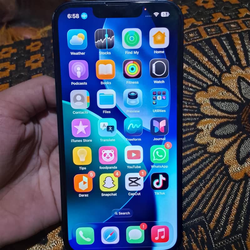 Apple iPhone 13 3