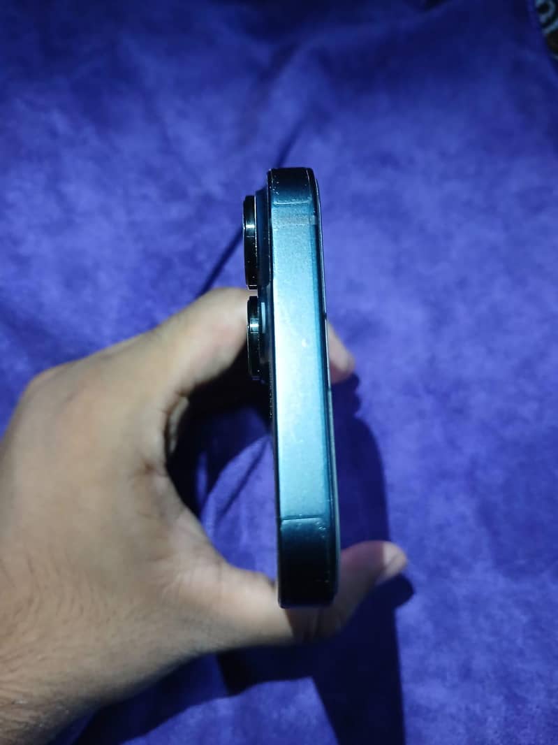 Apple iPhone 14 6