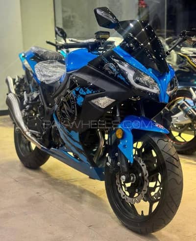 Kawasaki ninja 250cc heavy bike for sale in sialkot