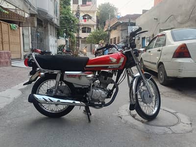 Honda 125 special edition ( 2025)
