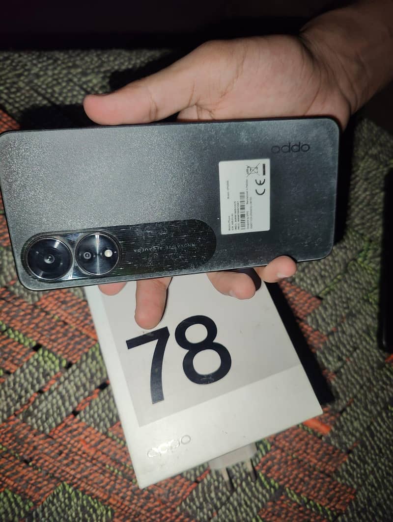 OPPO A78 1