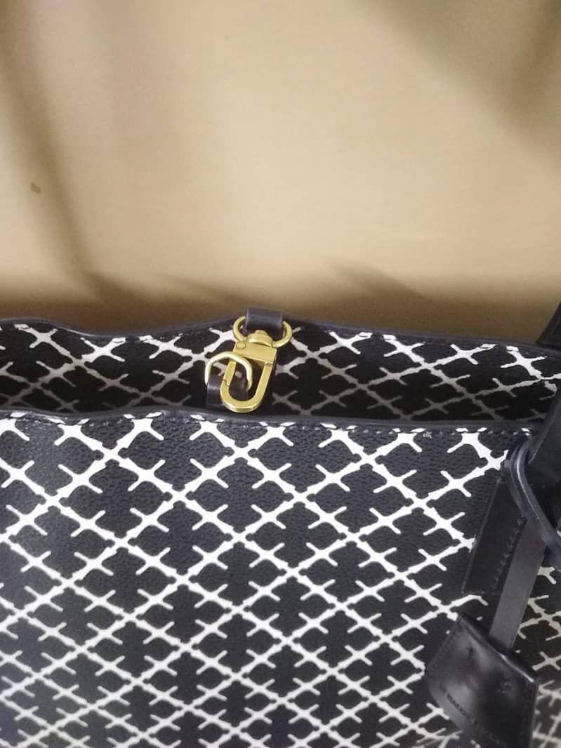 Branded Bag 3